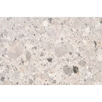 Azulejo imitación piedra, modelo Inlay (o con diseño de incrustaciones), en un luminoso tono perla.