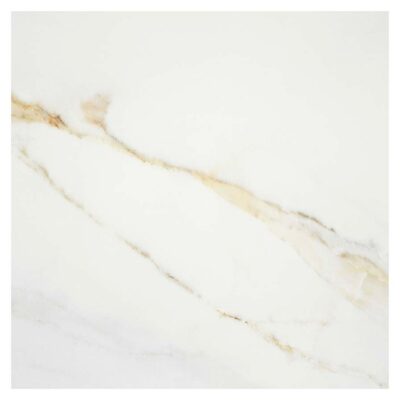 azulejo marmolado lumiere natural de formato cuadrado con fondo blanco y vetas longitudinales en tonos dorados y ocres
