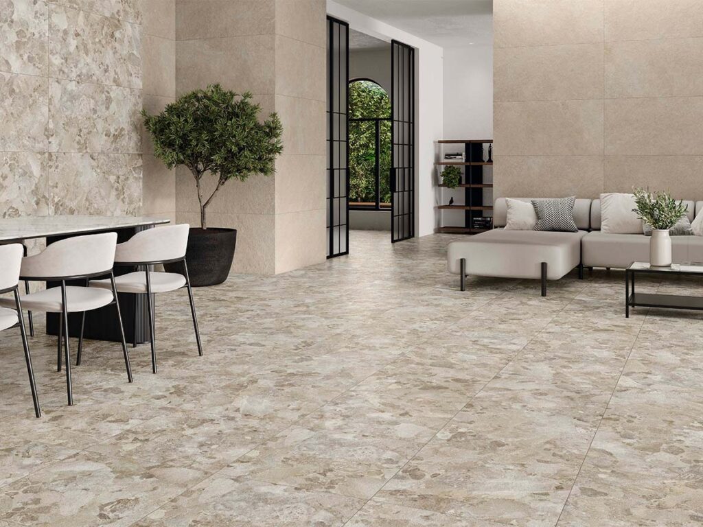 Suelo imitación piedra Larocca de color natural para interiores.