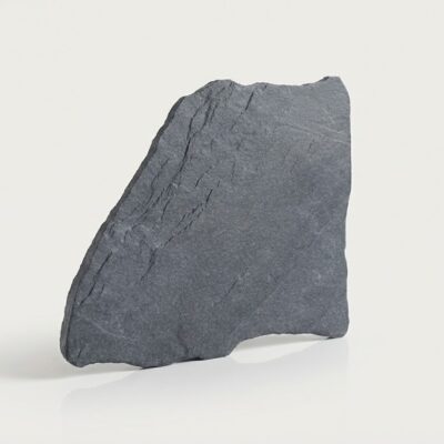 Baldosa porcelánica gris oscuro con textura de pizarra rústica.