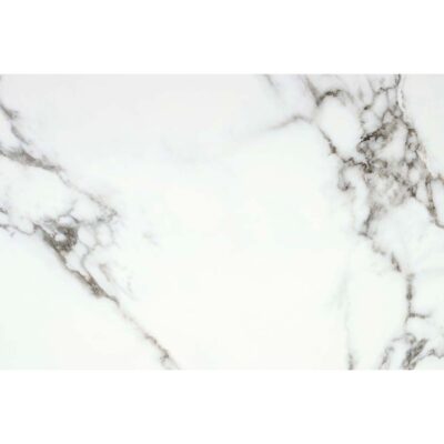 Baño moderno con pavimento y revestimiento a juego del porcelánico Kaira White efecto mármol.