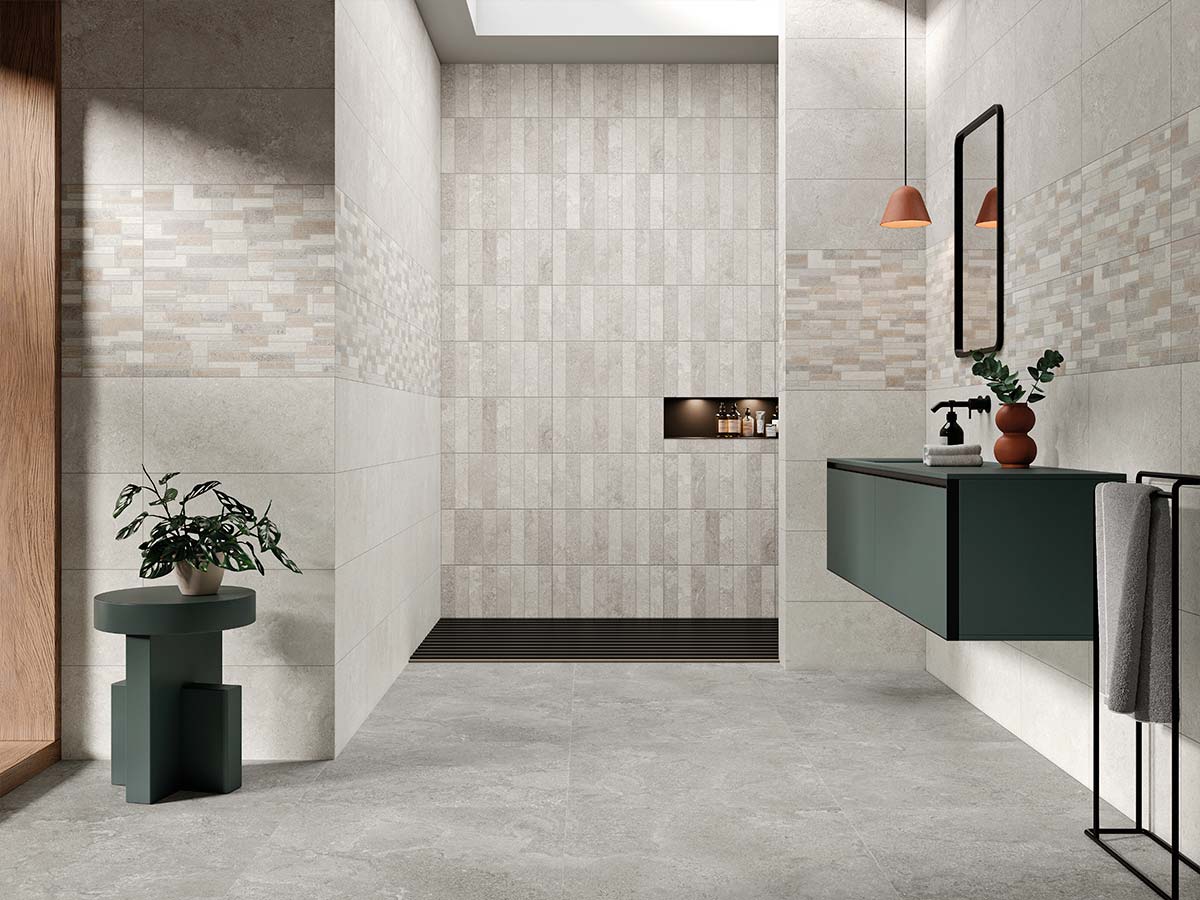 Terraza moderna con suelo porcelánico imitación piedra Cruise en tonos Bianco y Grey