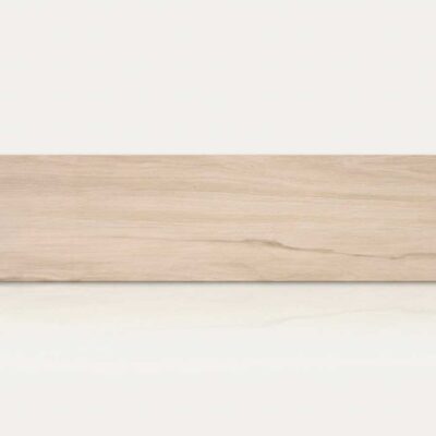Baldosa cerámica rectangular de efecto madera Havsta Natural. Es un suelo porcelánico.