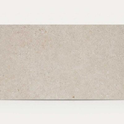 Azulejo porcelánico Lomma Bone rectangular de color hueso
