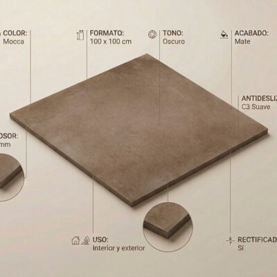 Un suelo porcelánico Lecco Mocca de 100x100 cm con acabado mate y tono oscuro.