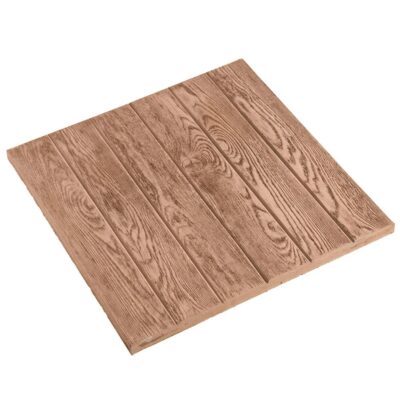 Baldosa rectangular con acabado imitación madera en tonos beige y marrones cálidos, textura de veta de madera natural grabada en relieve, superficie mate. Formato suelo de gres con patrón de tablones alternados.