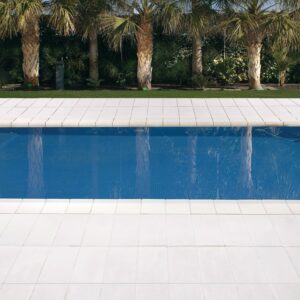 Remates y bordes de piscina